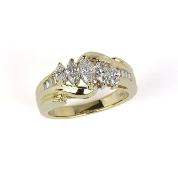 Featured image of this Women’s 14k Yellow Gold Diamond Ring