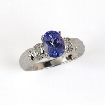 Featured image of this Women’s 14k White Gold Tanzanite, Diamond Ring