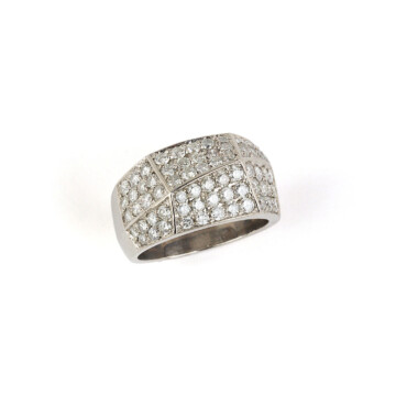 Featured image of this Women’s 18k White Gold Diamond Ring