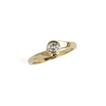 Featured image of this Women’s 14k Yellow Gold Diamond Ring