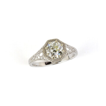 Featured image of this Women’s 14k White Gold Diamond Ring EGL Cert