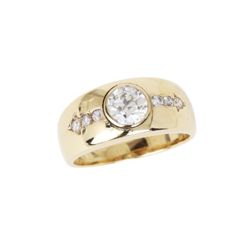 Featured image of this Women’s 14k Yellow Gold Diamond Ring