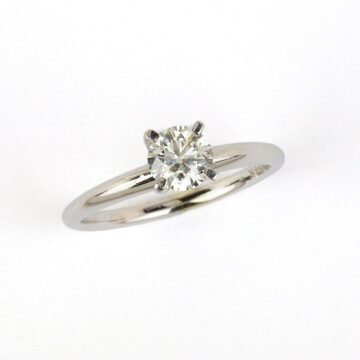 Featured image of this Women’s 14k White Gold Diamond Bridal Ring EGL Cert.