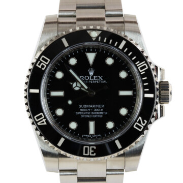 Featured image of this Men’s Rolex Submariner Stainless Steel Wristwatch – 40mm Case