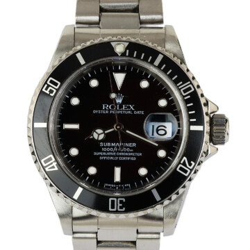 Featured image of this Stainless Steel Submariner Rolex Wristwatch – 40mm Case