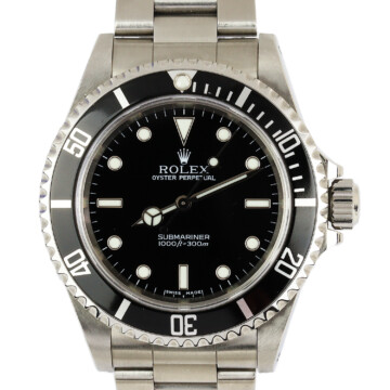 Featured image of this Stainless Steel Submariner Rolex Wristwatch – 40mm Case