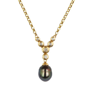Featured image of this Women’s 14k Yellow Gold Diamond, Pearl Pendant Necklace
