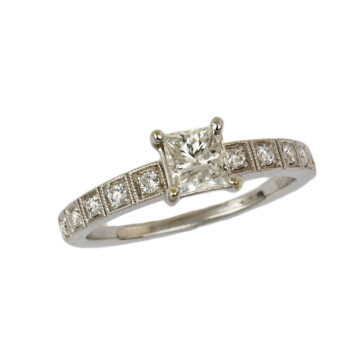 Featured image of this Women’s 14k White Gold Diamond Bridal Ring EGL Cert