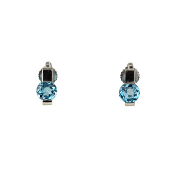 Featured image of this Women’s 14k White Gold Topaz Stud Earrings
