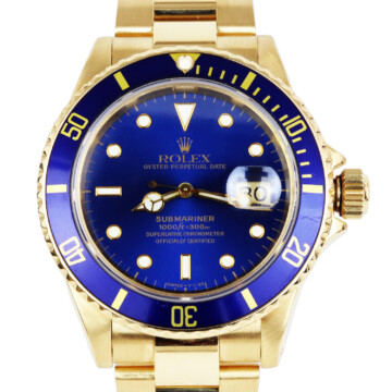 Featured image of this 18k Yellow Gold Submariner Rolex Wristwatch – 40mm Case
