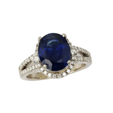 Featured image of this Women’s 14k White Gold Diamond, Sapphire Ring GIA Cert