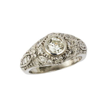 Featured image of this Women’s Platinum Diamond Ring EGL Cert