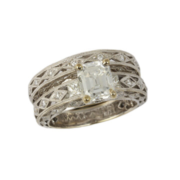 Featured image of this Women’s 18k White Gold Diamond Bridal Ring Set EGL Cert