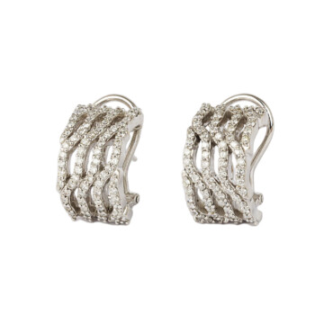 Featured image of this Women’s 18k White Gold Diamond Half Hoop Earrings