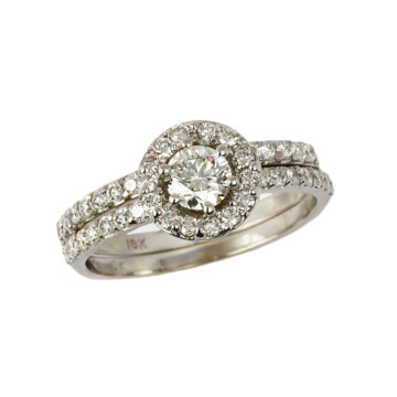 Featured image of this Women’s 18k White Gold Diamond Bridal Ring Set