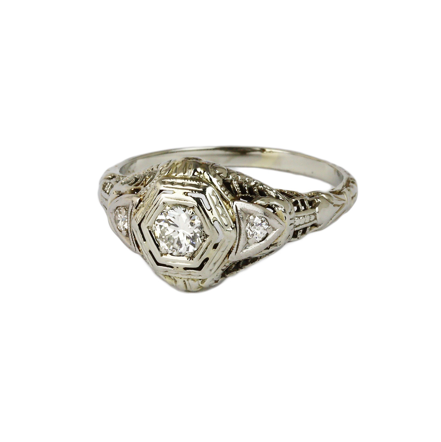 Gallery image of this Vintage Women’s 18k White Gold Diamond Ring