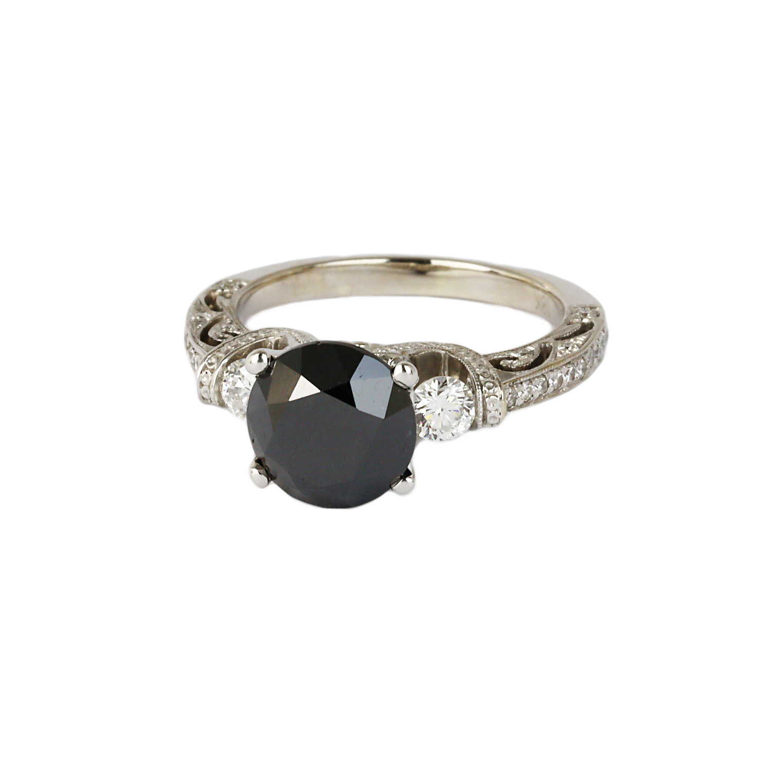 Gallery image of this Women’s 18k White Gold Diamond Bridal Ring