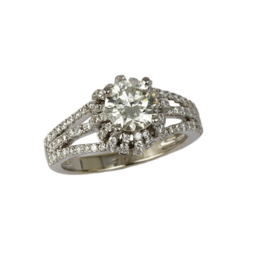Featured image of this Women’s 18k White Gold Diamond Bridal Size 6.25 Ring GIA Cert