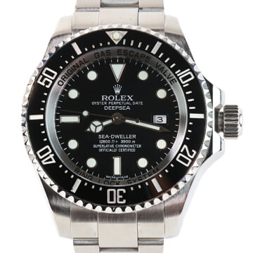 Featured image of this Stainless Steel Sea Dweller Deep Sea Rolex Wristwatch – 44mm Case