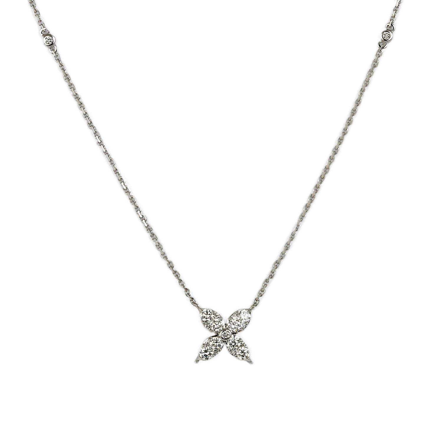 Featured image of this Women’s 14k White Gold Diamond Necklace