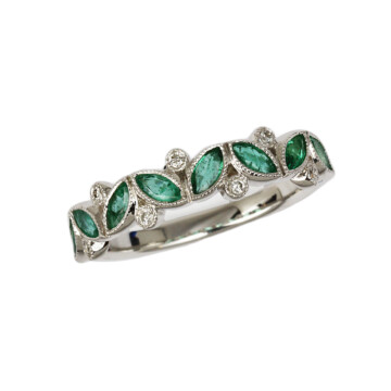 Featured image of this Fischer Women’s 14k White Gold, Diamond, Emerald Ring Size 6
