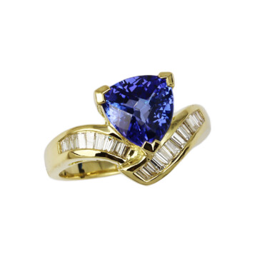 Featured image of this Women’s 18k Yellow Gold Diamond, Tanzanite Ring Size 6.75