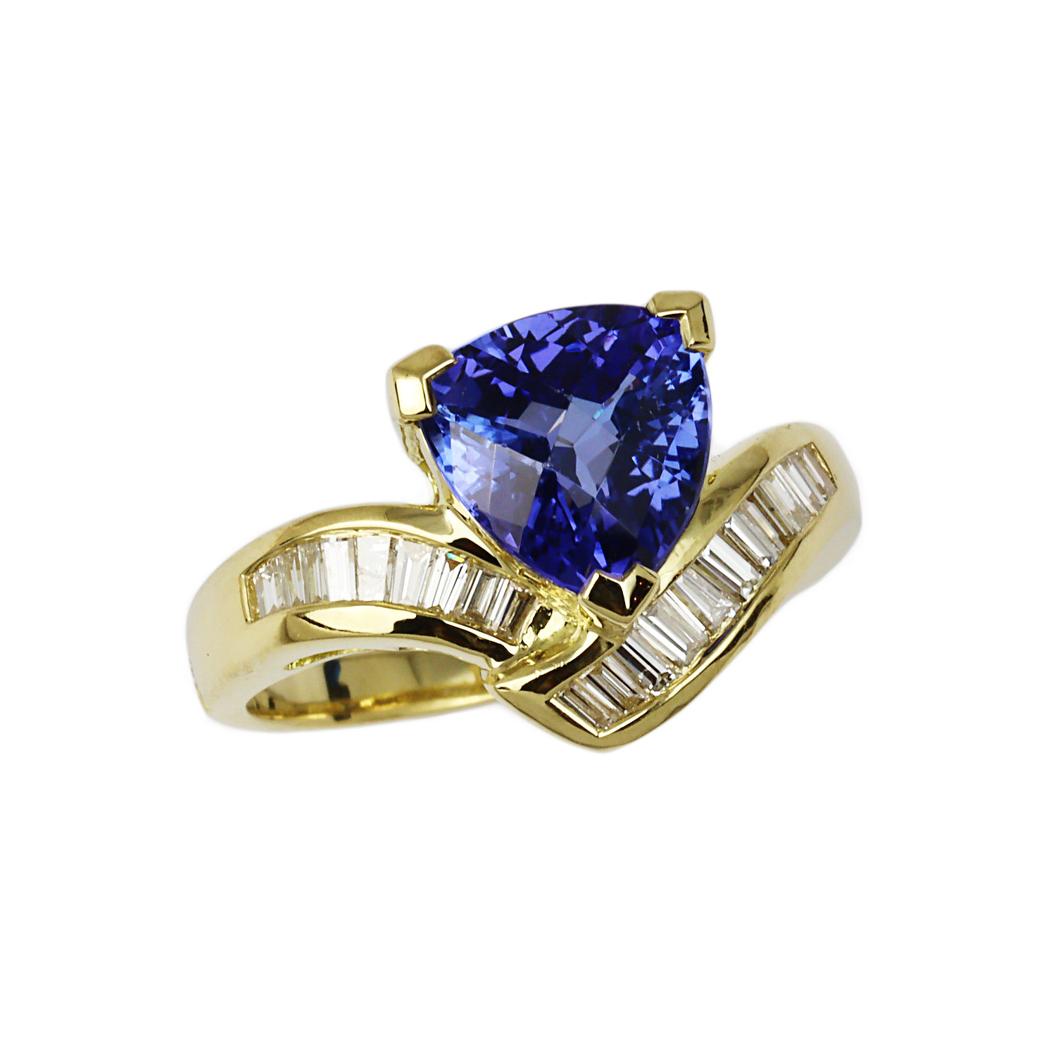 Featured image of this Women’s 18k Yellow Gold Diamond, Tanzanite Ring Size 6.75