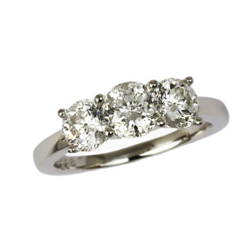 Featured image of this Women’s Platinum Diamond Bridal Ring Size 6.25 EGL Cert