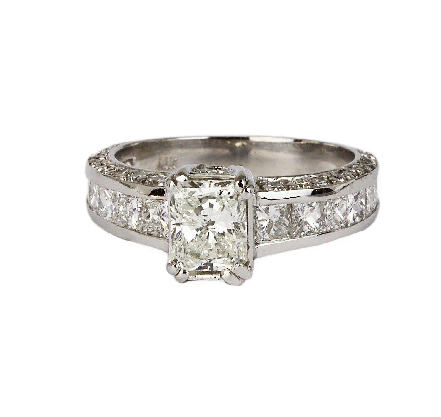 Gallery image of this Women’s 14k White Gold Diamond Ring Size 6.75 EGL Cert