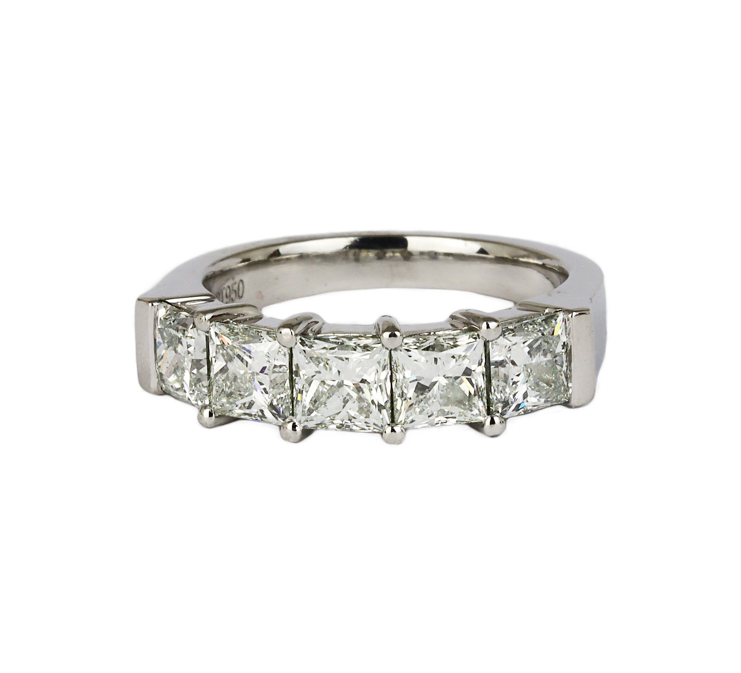 Gallery image of this Women’s Platinum Diamond Ring Size 6.5 EGL Cert