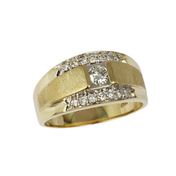 Featured image of this Men’s 14k Yellow Gold Diamond Ring Size 11.25