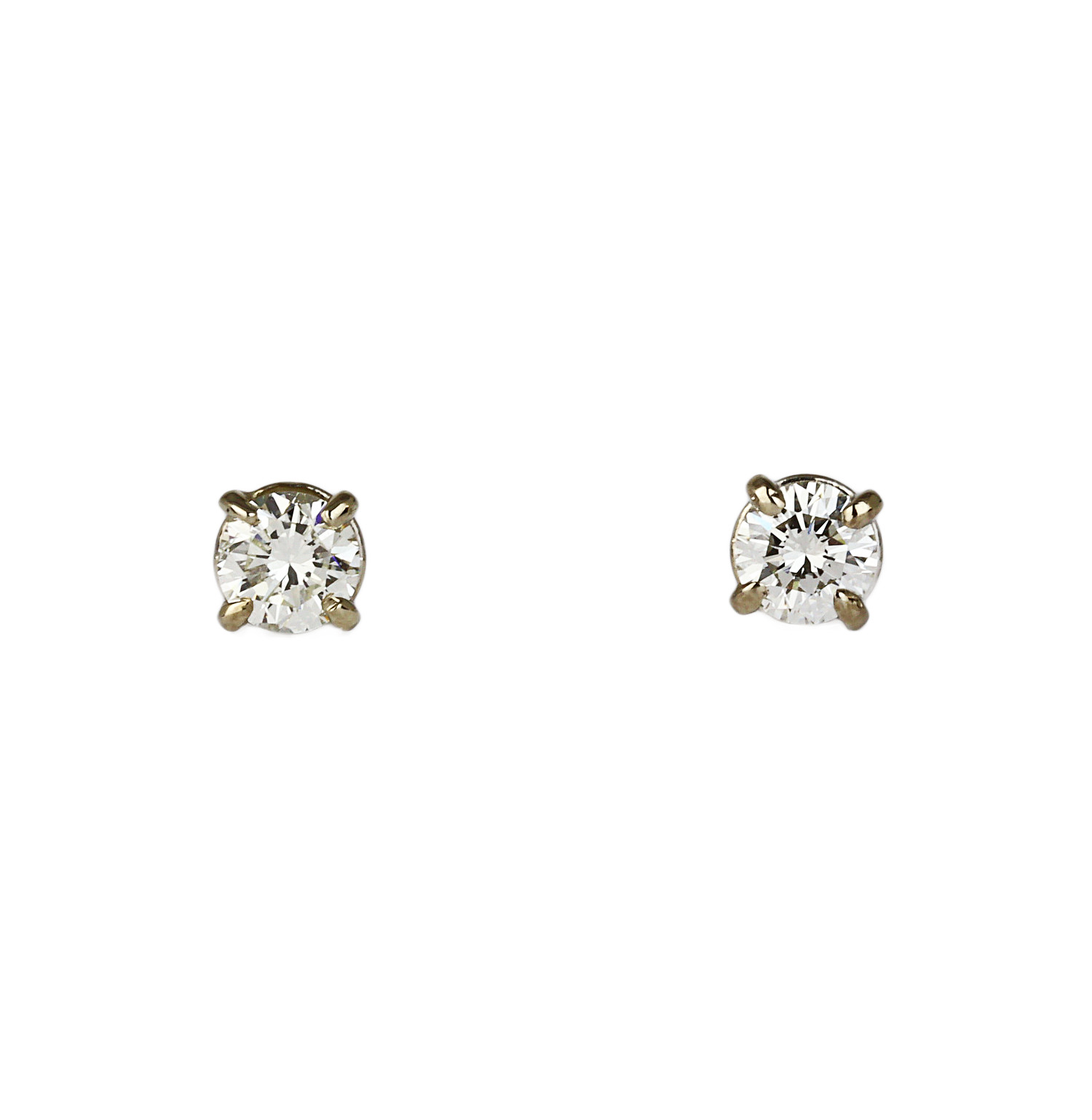 Featured image of this Women’s 14k White Gold Diamond Stud Earrings