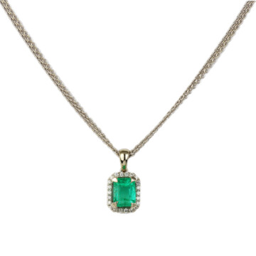 Featured image of this Women’s 14k White Gold, Diamond, Emerald Necklace