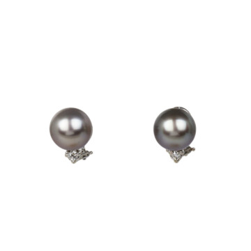 Featured image of this Women’s 14k White Gold Diamond, Pearl Stud Earrings