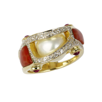 Featured image of this Women’s 18k Yellow Gold, Diamond, Pearl, Sapphire Ring Size 5.75