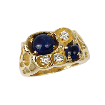Featured image of this Men’s 14k Yellow Gold Diamond, Sapphire Ring Size 10