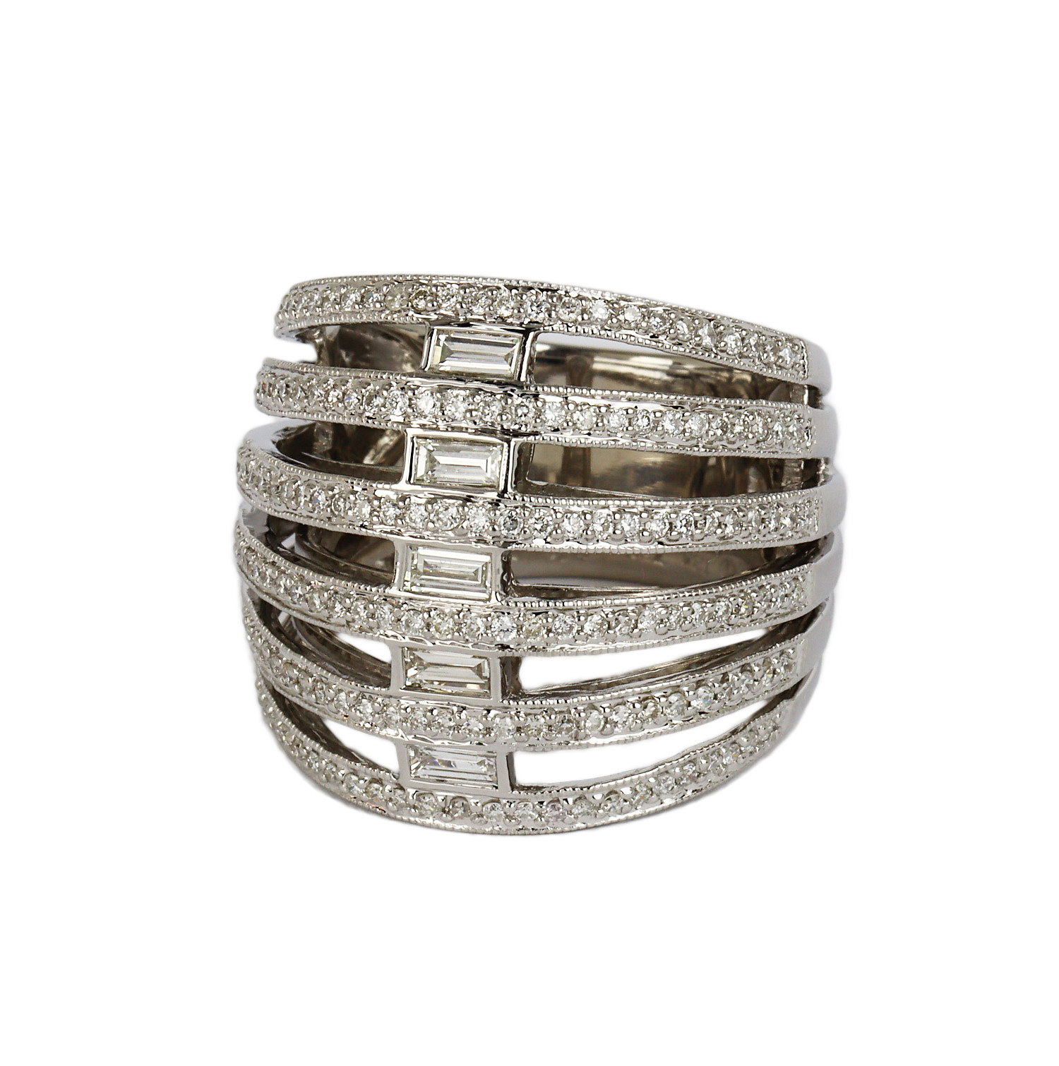 Gallery image of this Women’s 18k White Gold Diamond Ring Size 7.25