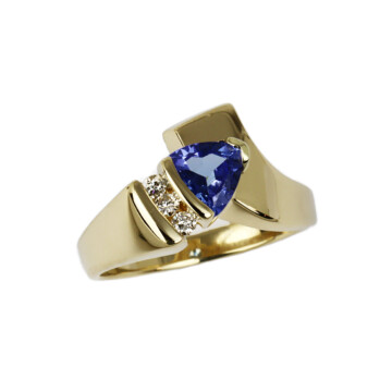 Featured image of this Women’s 14k Yellow Gold Diamond, Tanzanite Ring Size 6.5