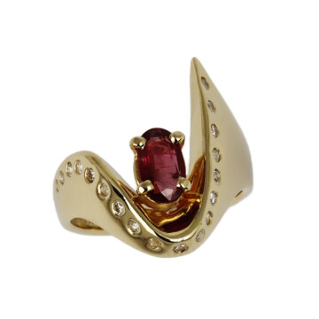 Featured image of this Women’s 14k Yellow Gold Diamond, Ruby Ring Size 6.5