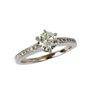 Featured image of this Fischer Women’s 14k White Gold Diamond Bridal Ring Size 6