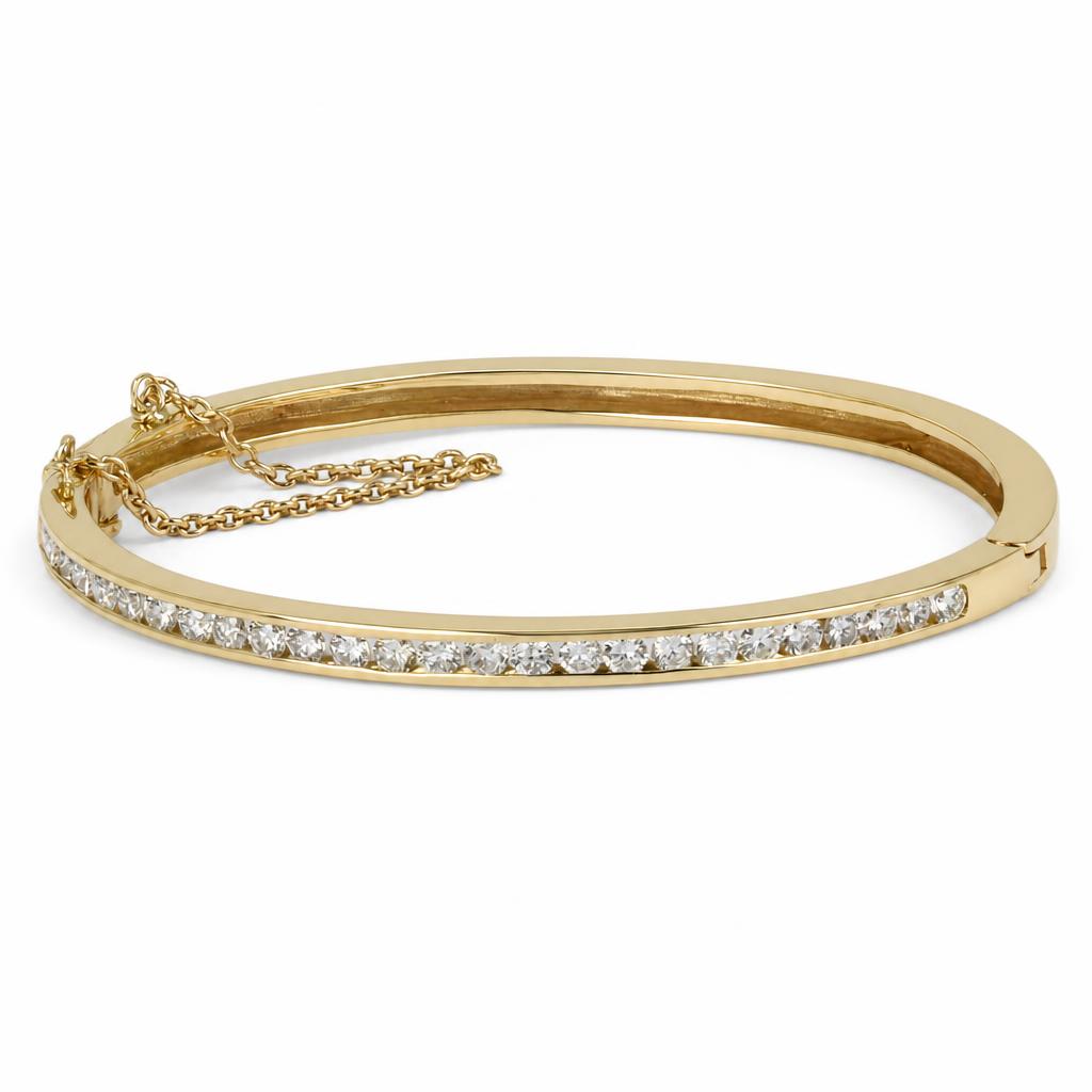 Featured image of this Women’s 14k Yellow Gold Diamond Bangle Bracelet