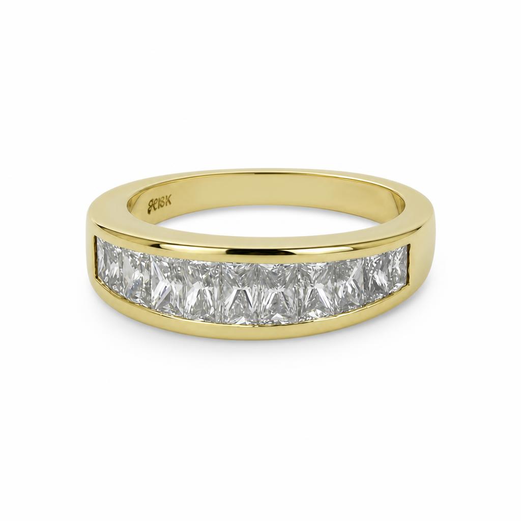 Gallery image of this Women’s 18k Yellow Gold Diamond Ring Size 7.75