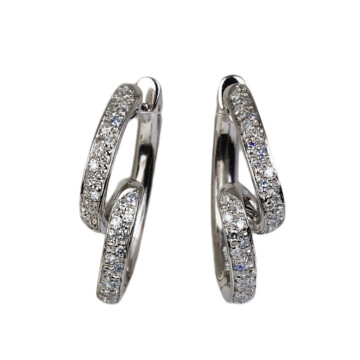 Featured image of this Women’s 14k White Gold Diamond Hoop Earrings