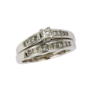 Featured image of this Women’s 14k White Gold Diamond Bridal Ring Set Size 7.5
