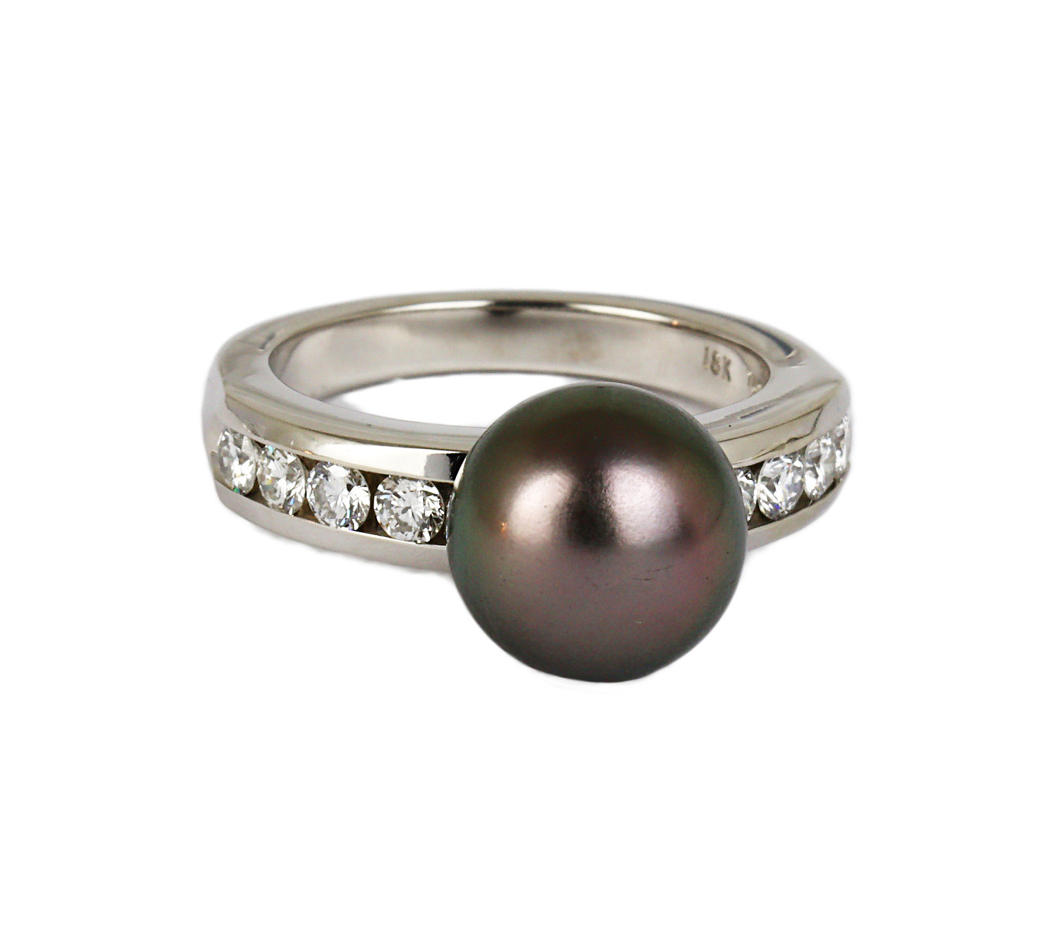 Gallery image of this Women’s 18k White Gold Diamond, Pearl Ring Size 6