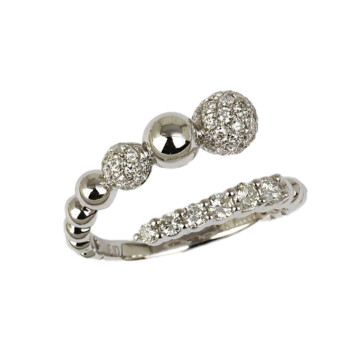 Featured image of this Fischer Women’s 14k White Gold Diamond Ring Size 7