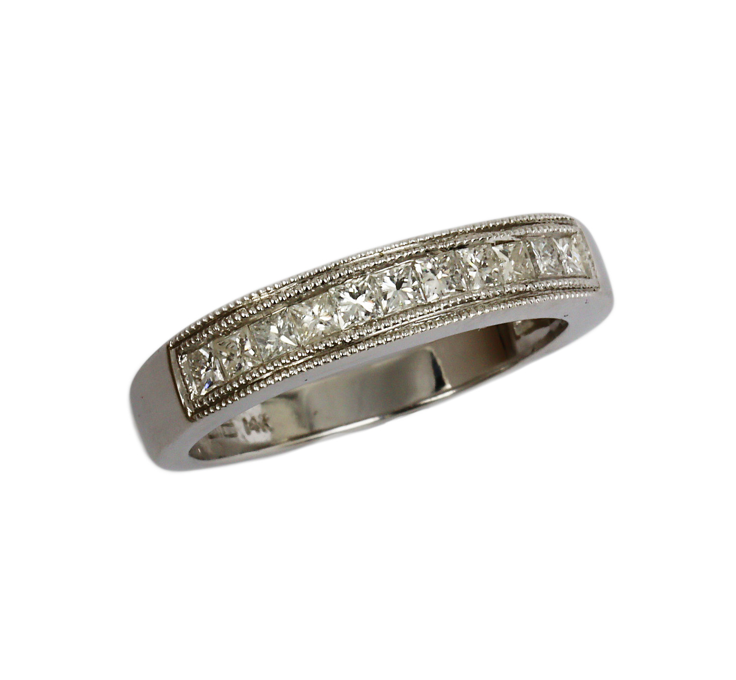 Featured image of this Women’s 14k White Gold Diamond Ring Size 7.5
