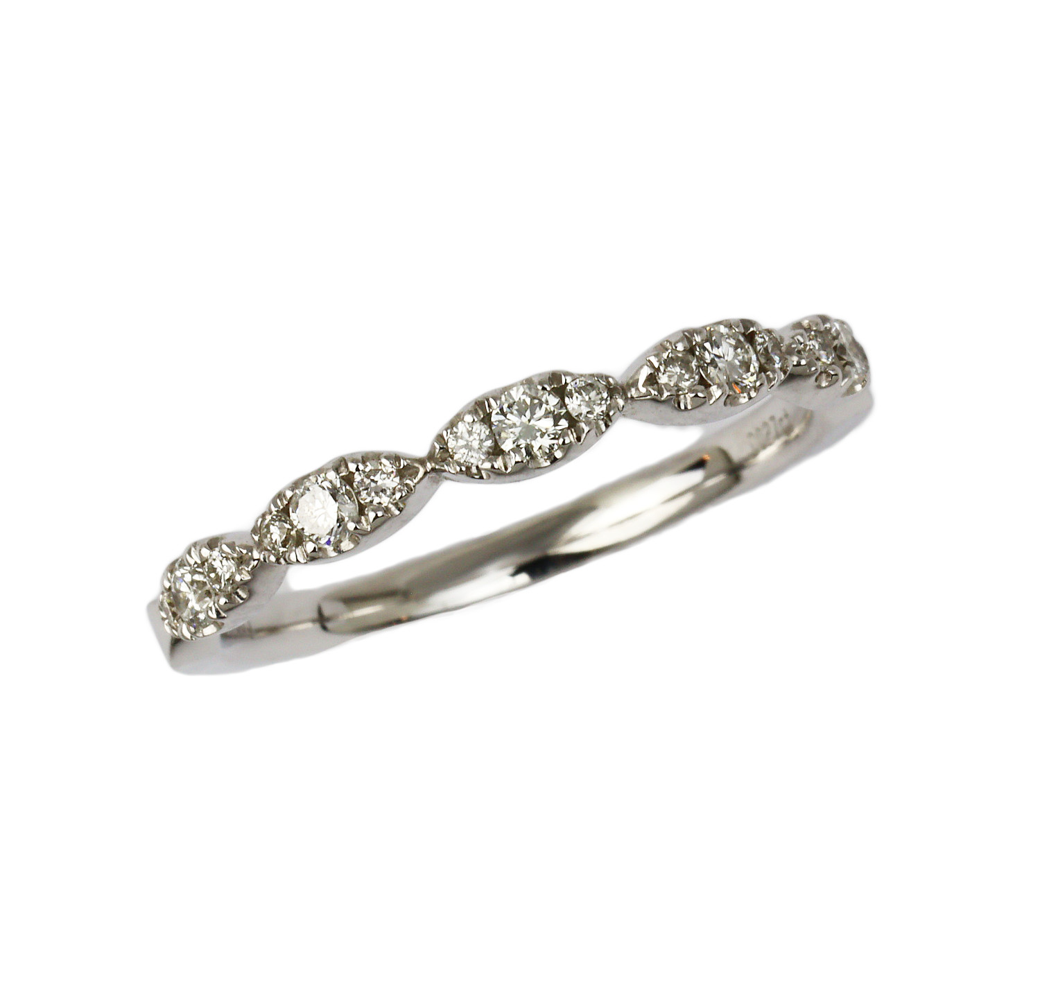 Featured image of this Fischer Women’s 14k White Gold Diamond Ring Size 7