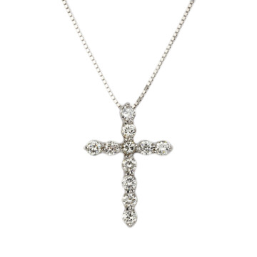 Featured image of this Women’s 14k White Gold Diamond Cross Necklace