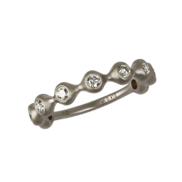 Featured image of this Fischer Women’s 14k White Gold Diamond Ring Size 6.75
